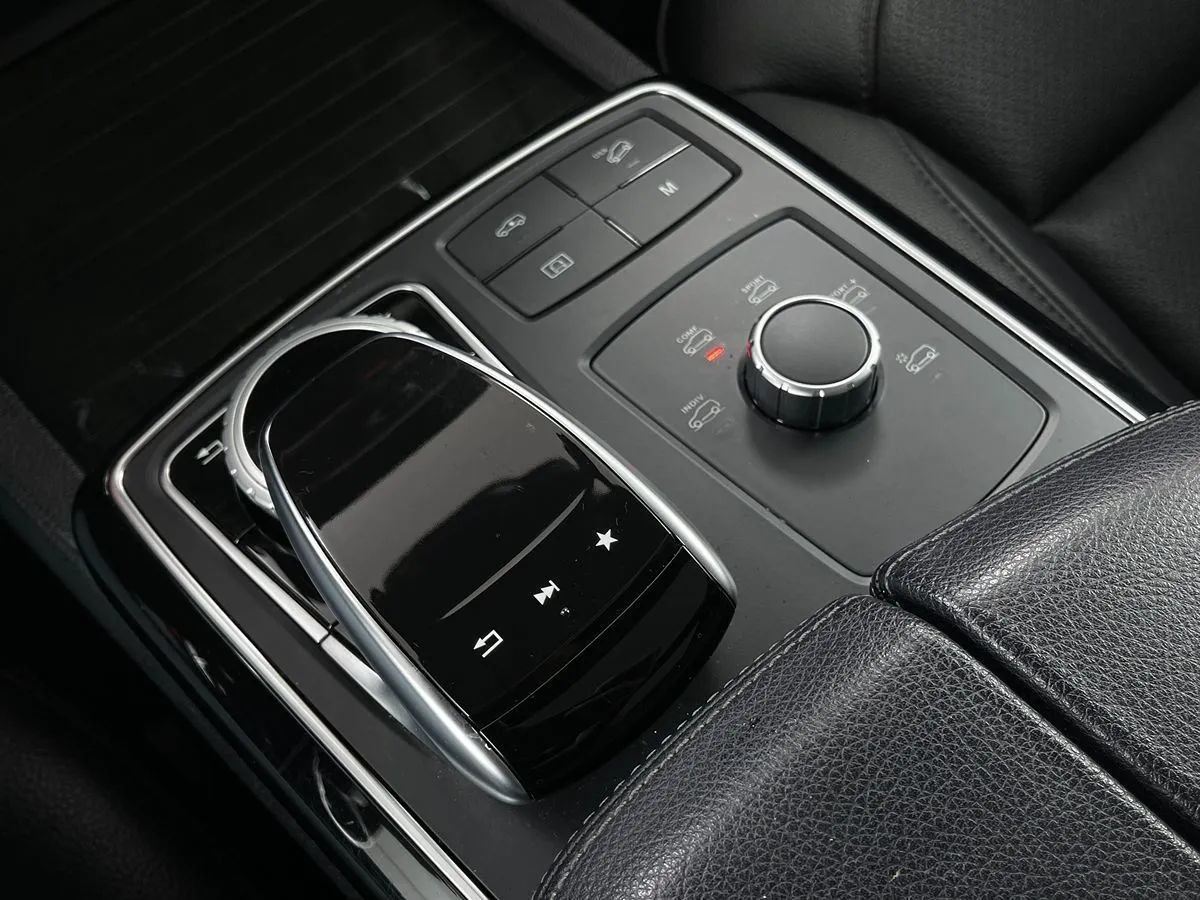 Used 2019 Mercedes-Benz GLE 43 AMG 4MATIC image 31