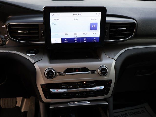 Used 2022 Ford Explorer XLT w/ Equipment Group 202A image 26