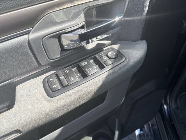 Used 2016 RAM 1500 Big Horn AWD/4WD image 17