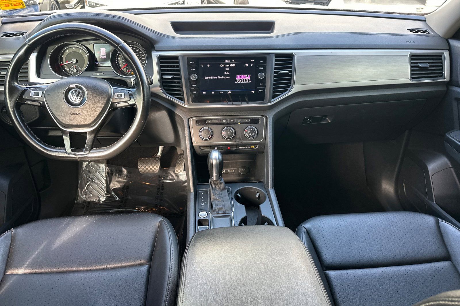 Used 2018 Volkswagen Atlas SE image 16