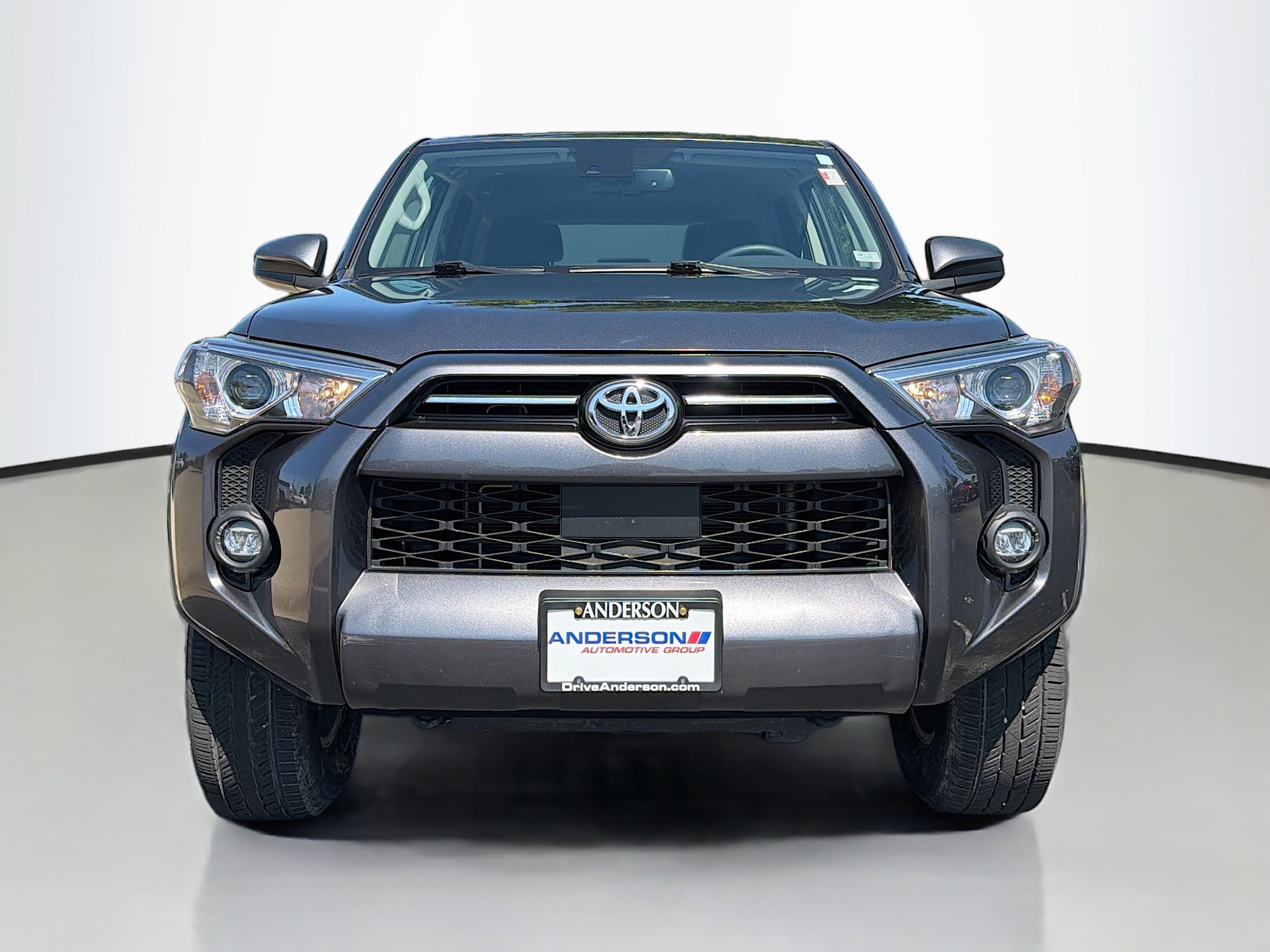 Used 2022 Toyota 4Runner SR5 AWD/4WD image 16