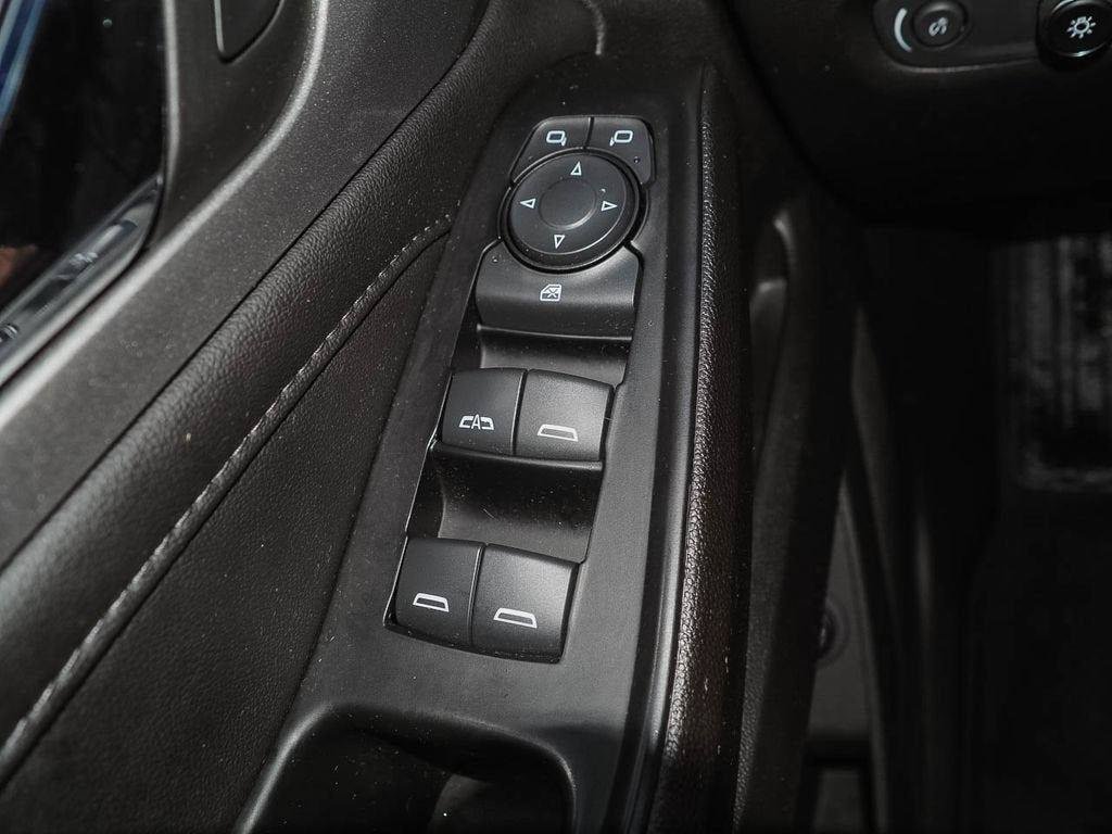 Certified 2023 Chevrolet Traverse LT FWD image 26