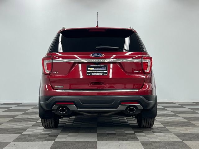 Used 2018 Ford Explorer XLT image 9