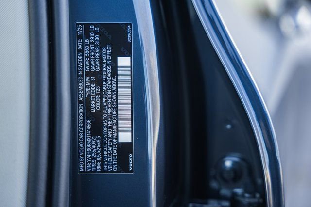 New 2026 Volvo XC60 T8 Ultra w/ Protection Package Premier image 40