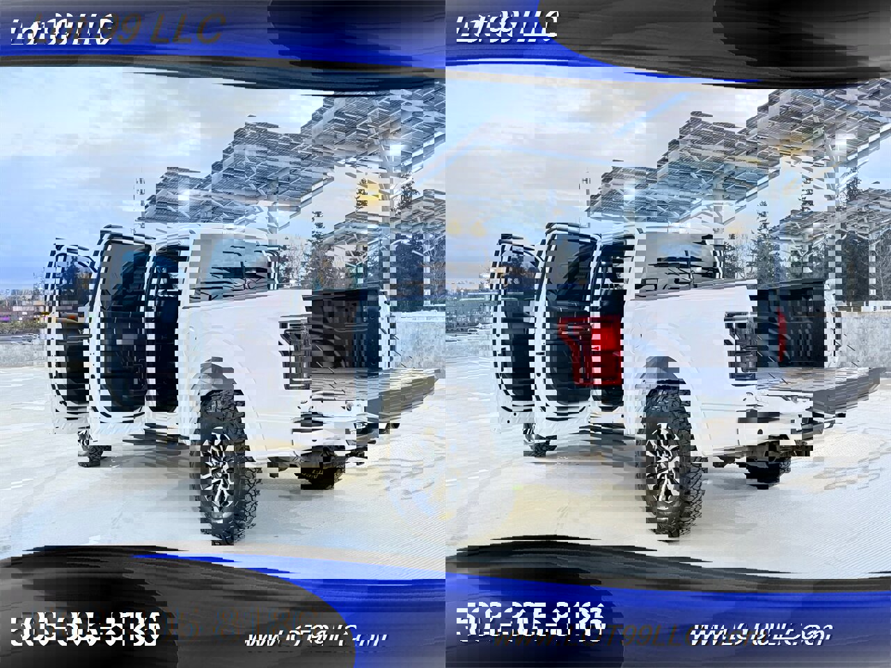 Used 2020 Ford F150 Raptor w/ Equipment Group 802A Luxury image 38