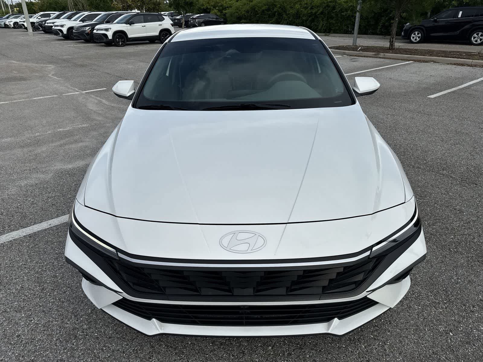 Used 2024 Hyundai Elantra SEL FWD image 17