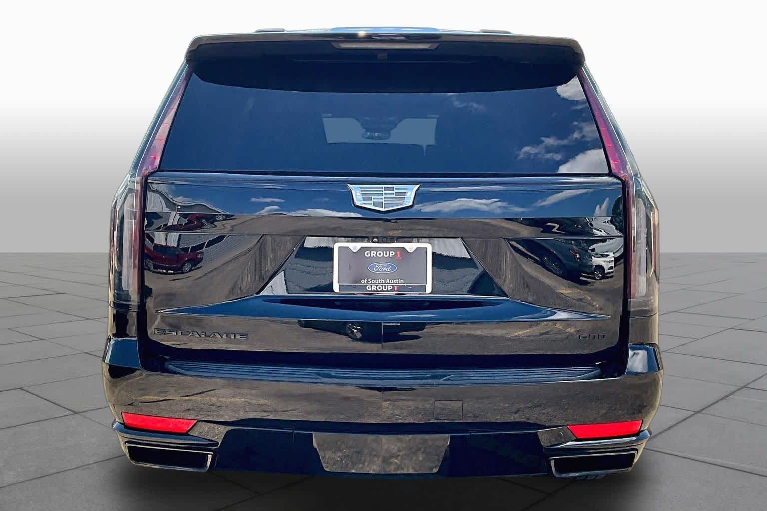 Used 2024 Cadillac Escalade Sport w/ LPO, ONYX Package AWD/4WD image 5