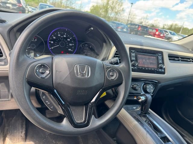 Used 2018 Honda HR-V LX image 8