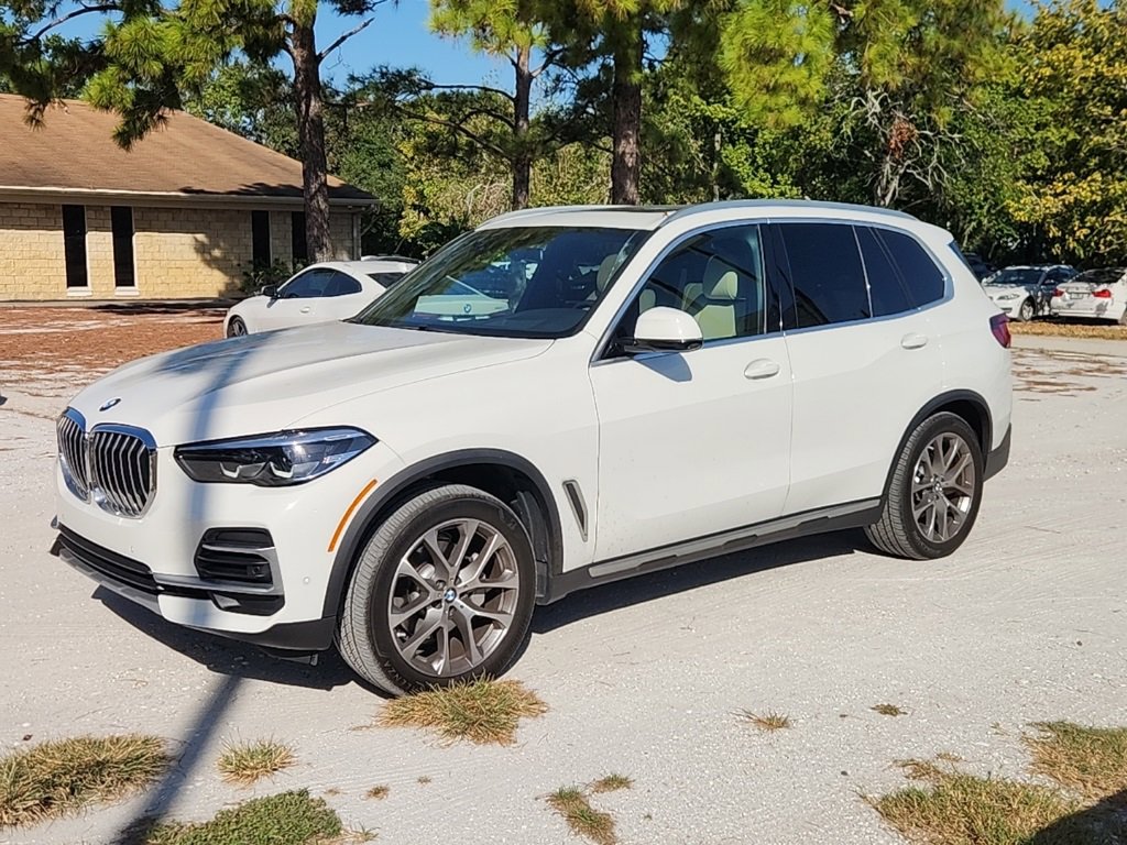 Used 2022 BMW X5 sDrive40i w/ Premium Package