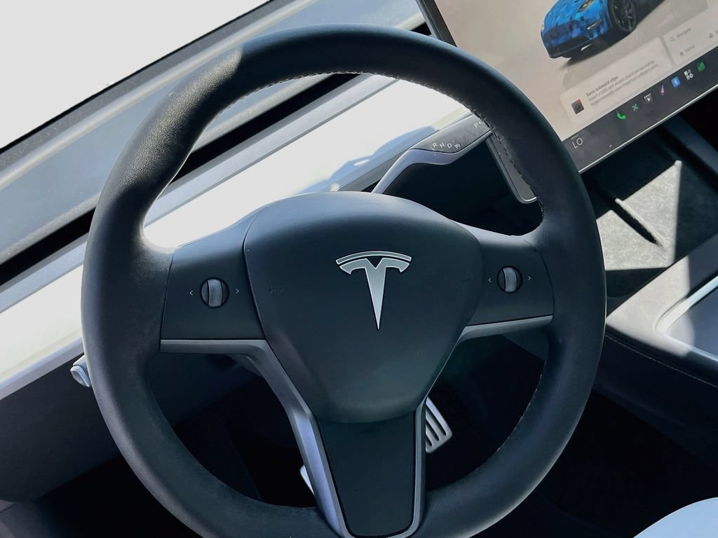 Used 2024 Tesla Model Y Performance AWD/4WD image 10