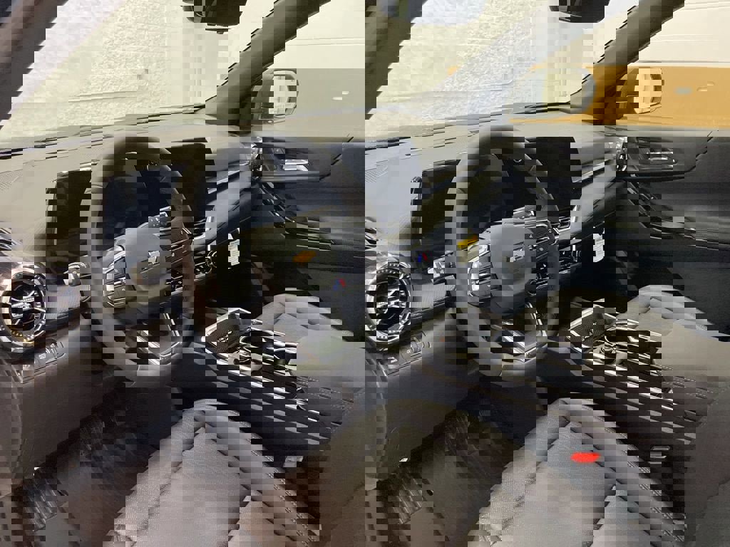 New 2026 Chevrolet Equinox LT w/ Convenience Package II image 15