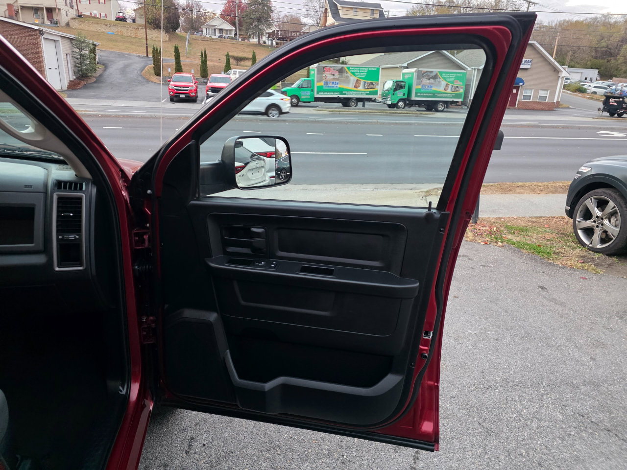 Used 2015 RAM 1500 ST w/ SXT Appearance Group image 15