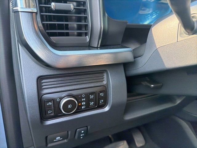 Used 2025 Ford F350 Lariat w/ Lariat Ultimate Package image 31