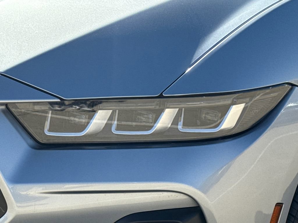 Used 2024 Ford Mustang GT image 4