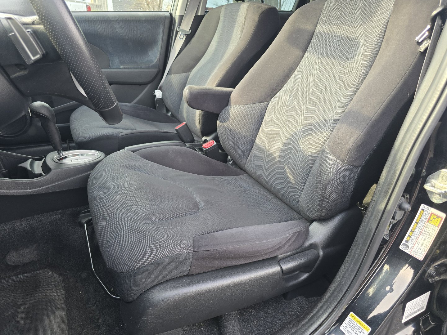 Used 2010 Honda Fit Sport image 28