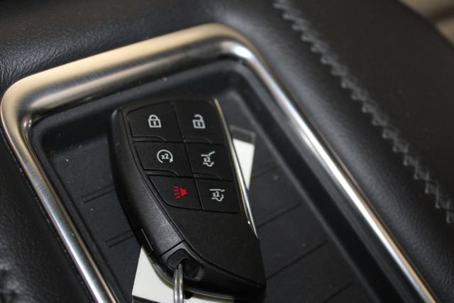 Used 2021 GMC Yukon Denali w/ Denali Premium Package AWD/4WD image 27