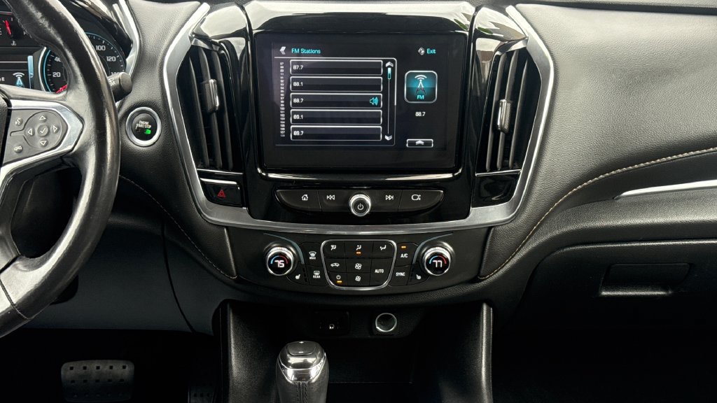 Used 2019 Chevrolet Traverse RS AWD/4WD image 21