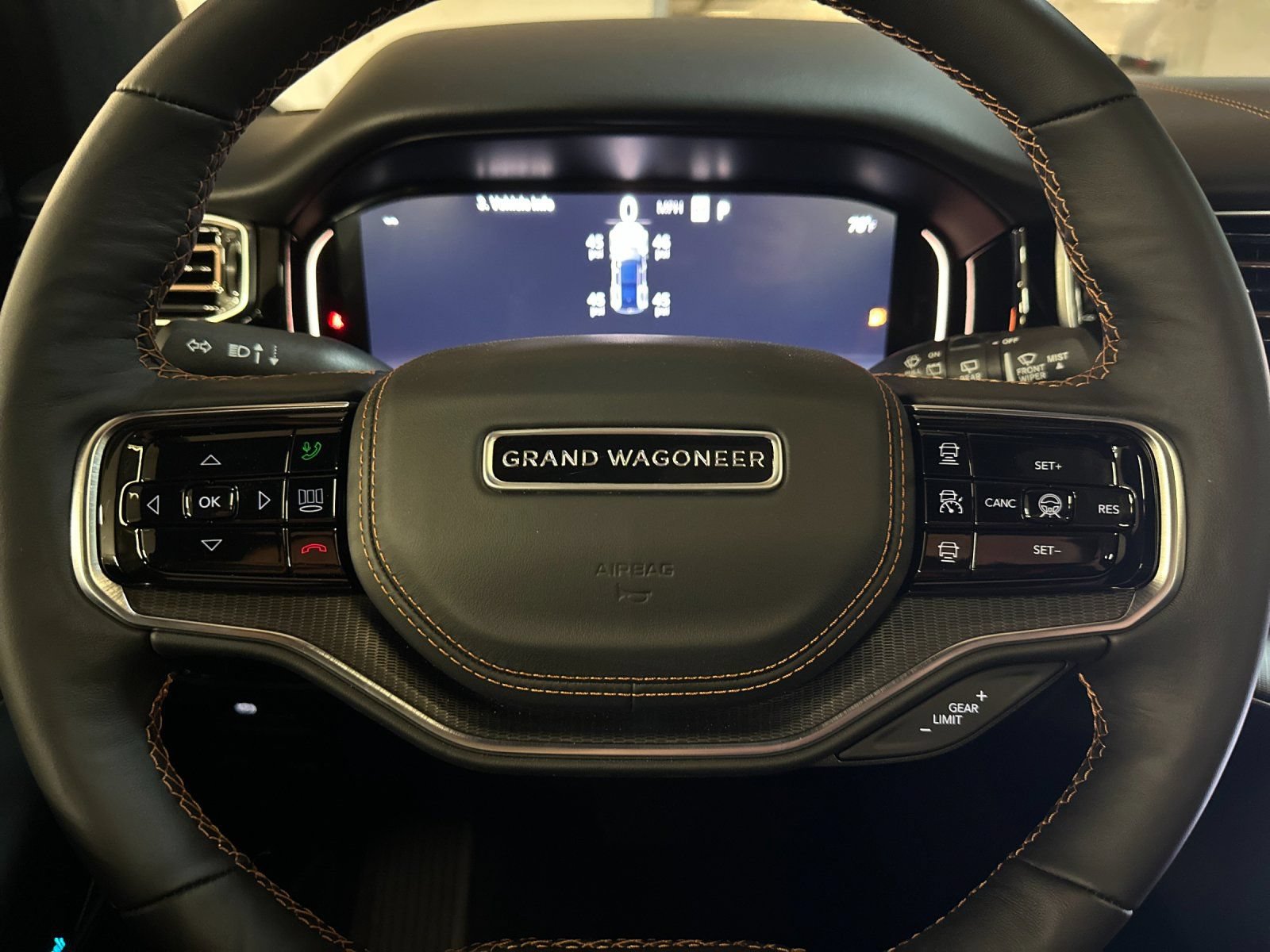 New 2026 Jeep Grand Wagoneer Summit AWD/4WD image 24