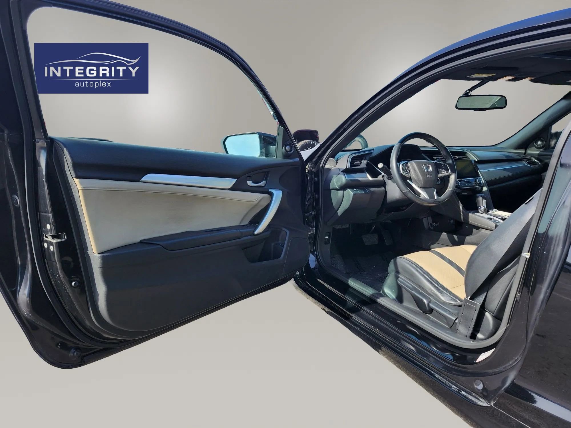 Used 2018 Honda Civic EX-L image 9