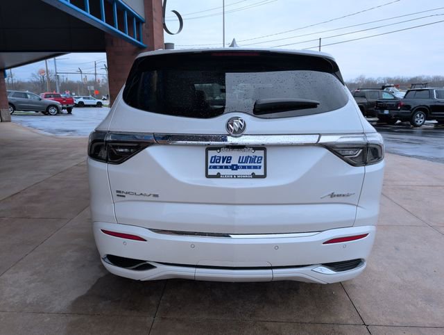 Used 2023 Buick Enclave Avenir w/ Avenir Technology Package image 8