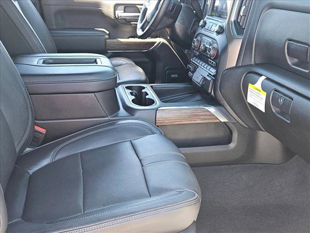 Used 2020 Chevrolet Silverado 2500 High Country w/ Z71 Off-Road Package image 27