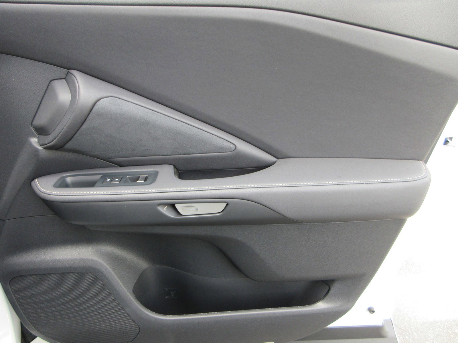 New 2026 Lexus TX 500h AWD image 26