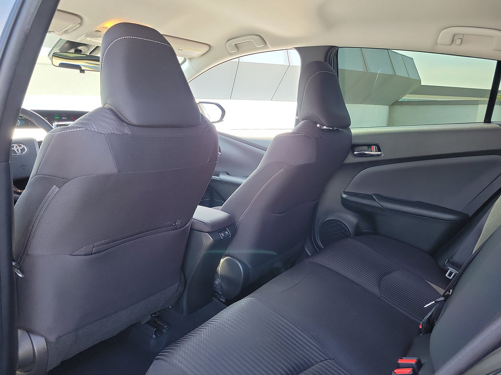 Used 2022 Toyota Prius Prime LE FWD image 13