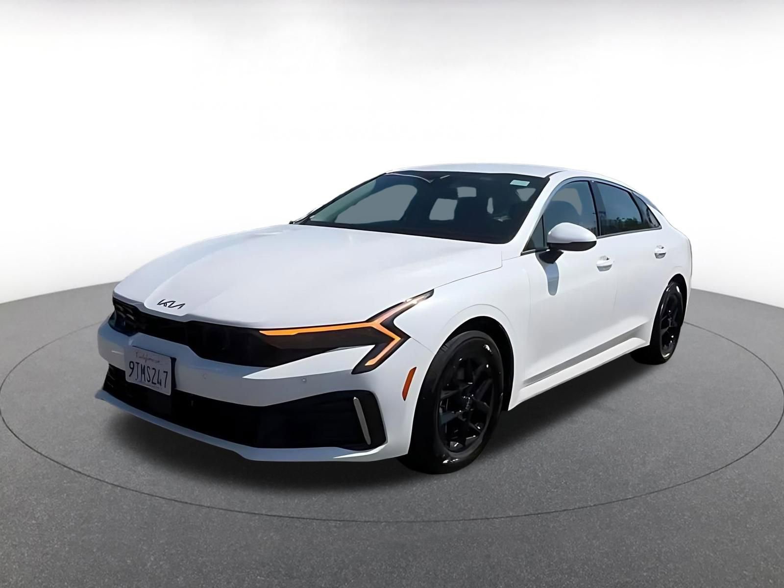 Used 2025 Kia K5 LXS FWD image 8