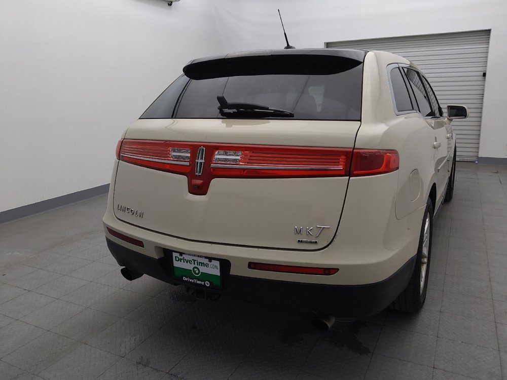 Used 2014 Lincoln MKT AWD w/ Equipment Group 201A image 7