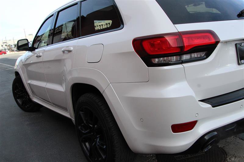 Used 2017 Jeep Grand Cherokee SRT image 43