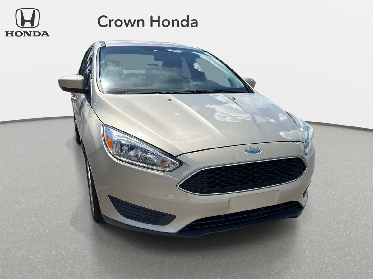 Used 2018 Ford Focus SE FWD image 7