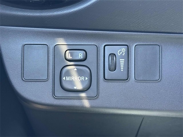 Used 2015 Toyota Prius C One image 8