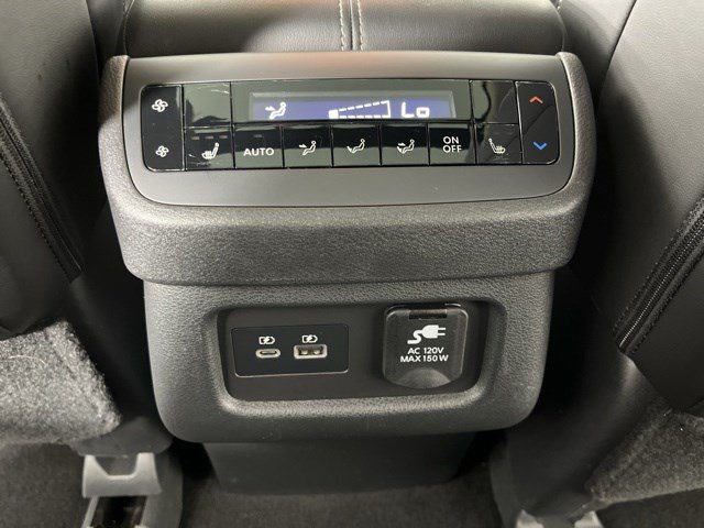 Used 2023 Nissan Pathfinder Platinum w/ Cargo Package AWD/4WD image 44