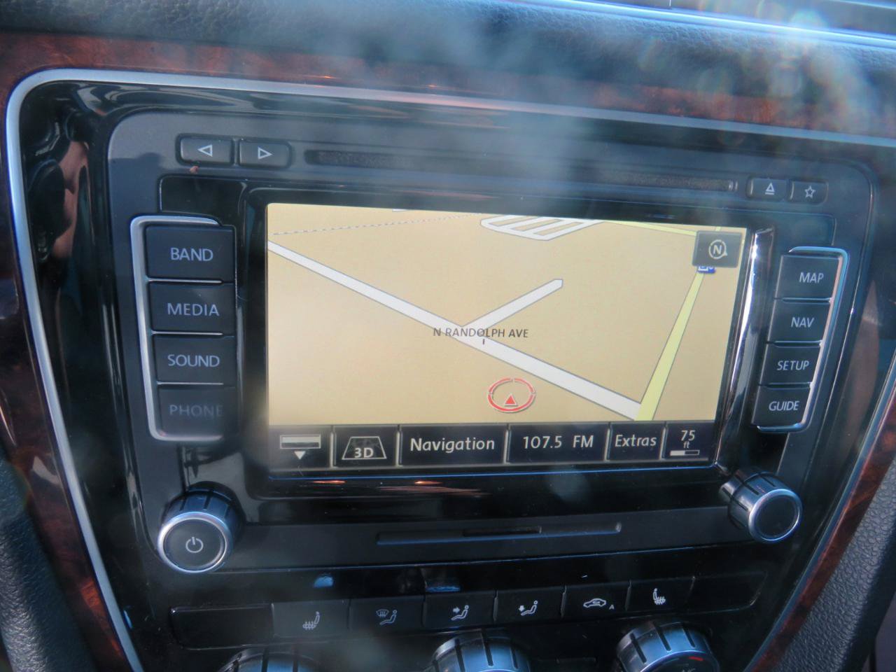 Used 2013 Volkswagen Passat TDI SEL Premium image 20