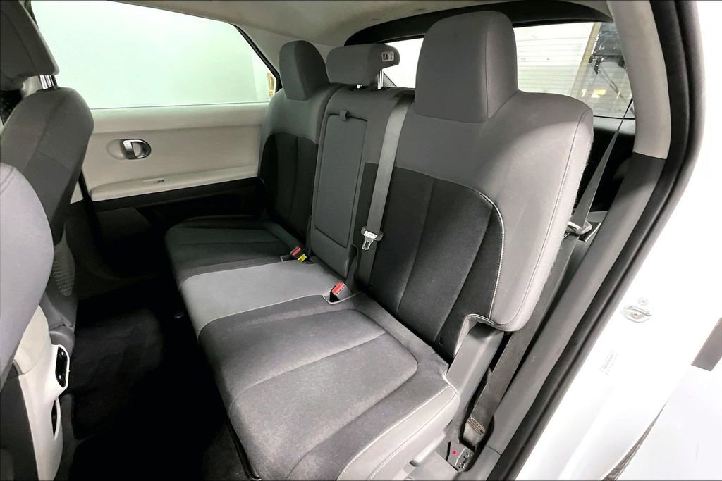 Used 2022 Hyundai Ioniq 5 SE w/ Cargo Package image 33