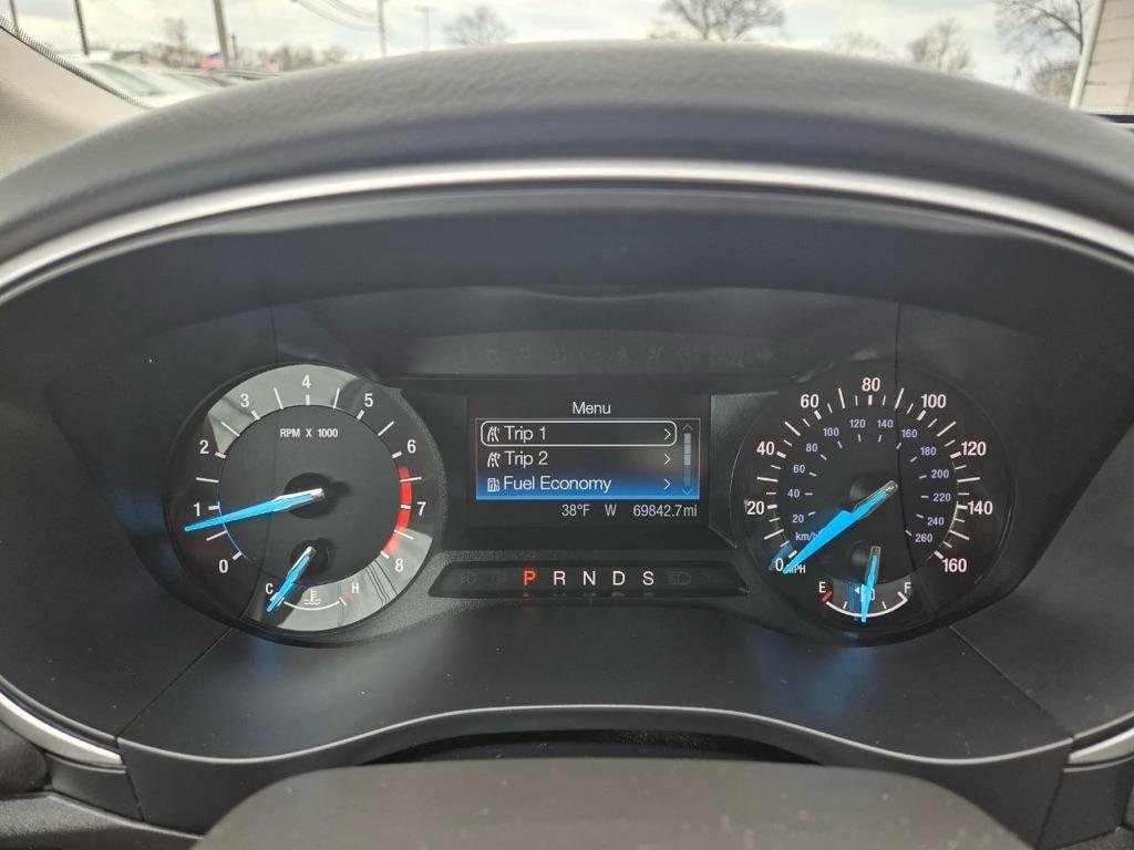 Used 2015 Ford Fusion SE w/ Equipment Group 201A FWD image 29