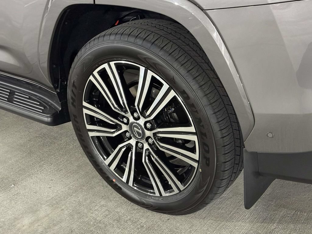 New 2026 Lexus LX 700h Luxury AWD/4WD image 12