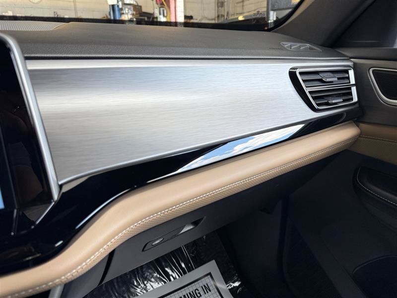 Used 2024 Volkswagen Atlas Cross Sport SE FWD image 26