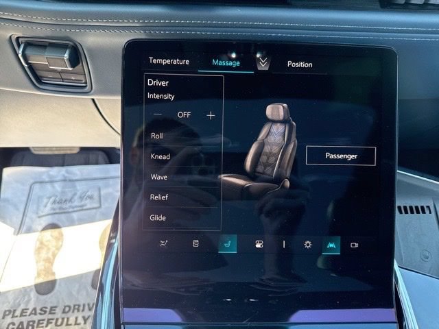 Used 2025 Cadillac Escalade IQ Luxury 2 w/ LPO, Premium Carpet Package AWD/4WD image 34