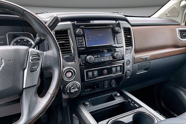 Used 2017 Nissan Titan Platinum Reserve AWD/4WD image 10