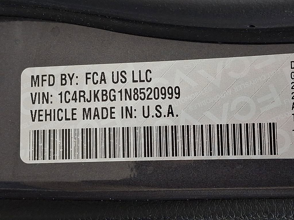 Used 2022 Jeep Grand Cherokee L Limited image 35