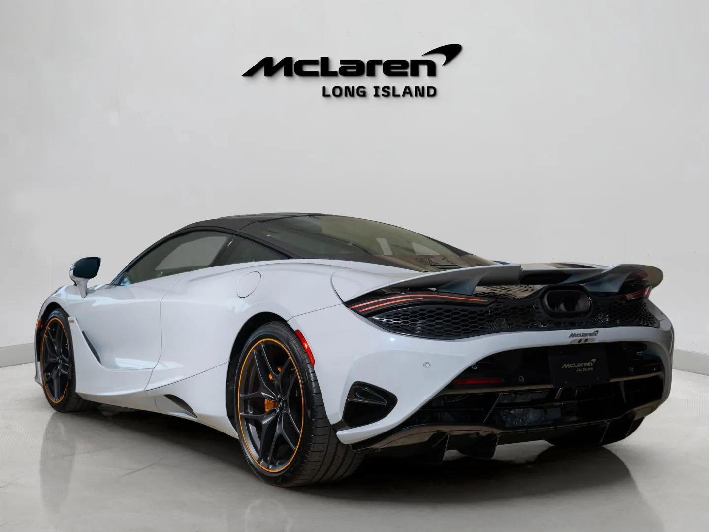 New 2026 McLaren 750S image 7
