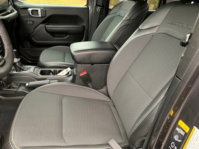 Certified 2023 Jeep Gladiator Sport image 16