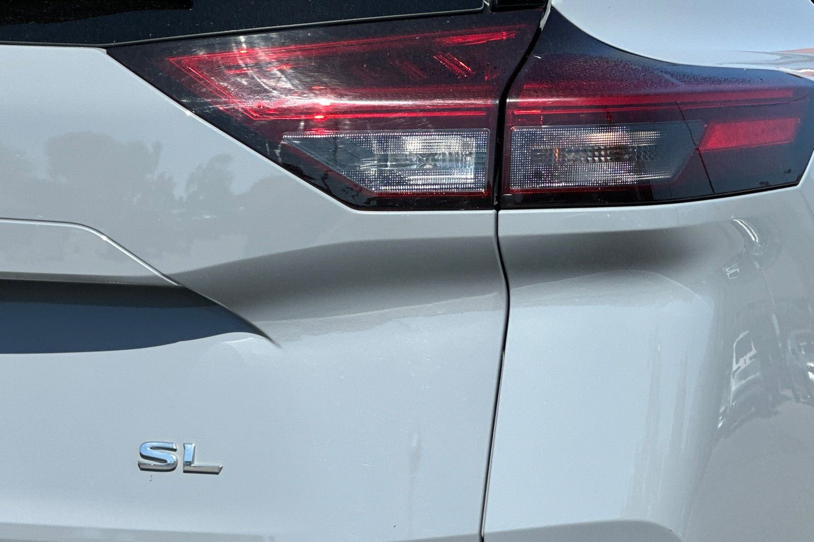 Used 2022 Nissan Rogue SL FWD image 30