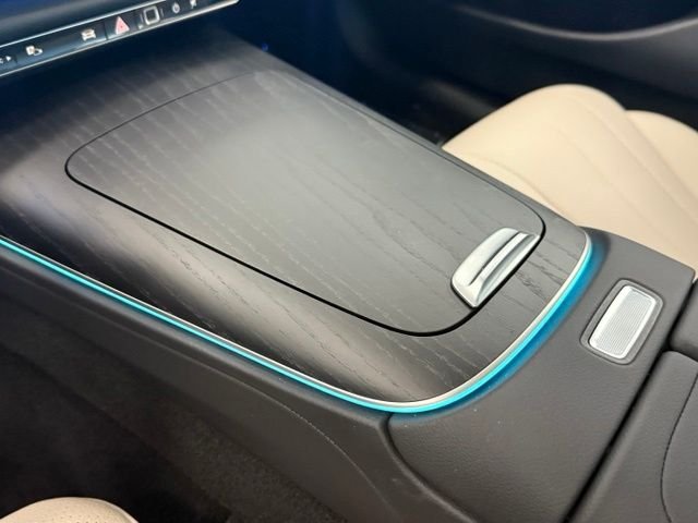 New 2026 Mercedes-Benz E 350 4MATIC Sedan image 8