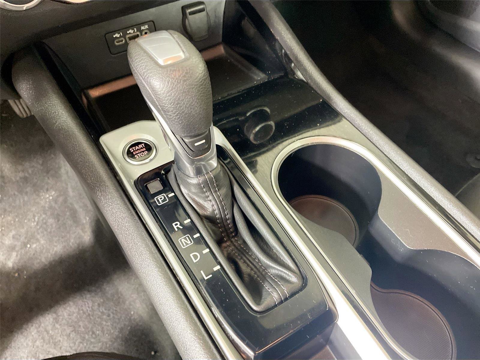 Used 2024 Nissan Altima 2.5 SV FWD image 15