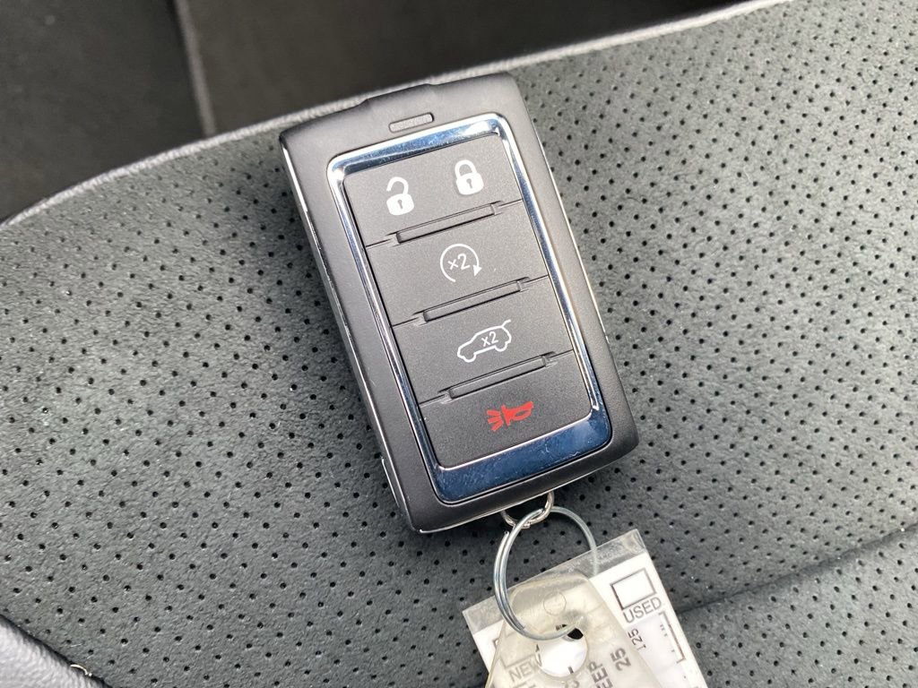 New 2025 Jeep Grand Cherokee L Altitude image 33