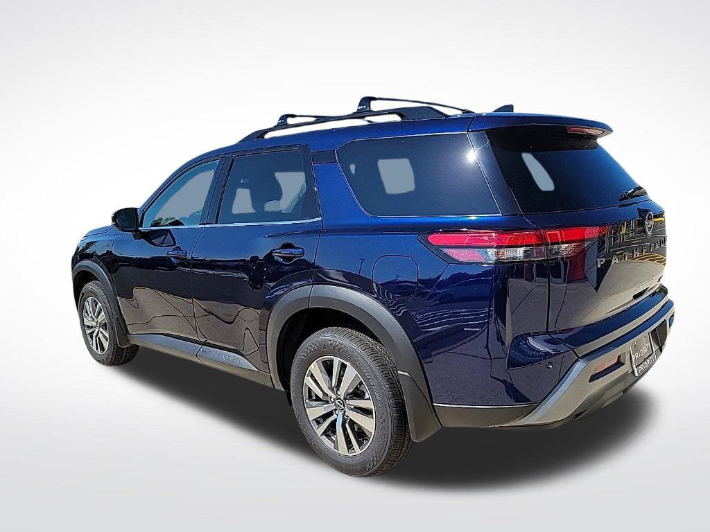 New 2026 Nissan Pathfinder SL AWD/4WD image 3