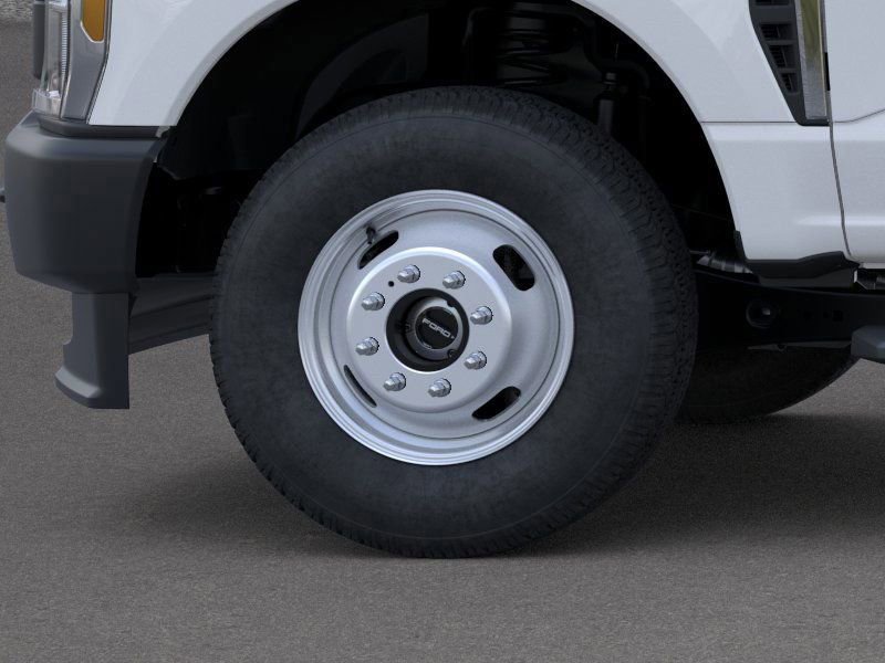 New 2026 Ford F350 4x4 Regular Cab DRW Super Duty image 19