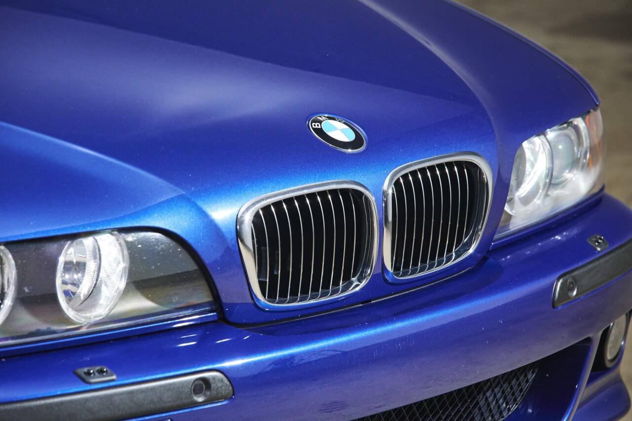 Used 2001 BMW M5 RWD image 4